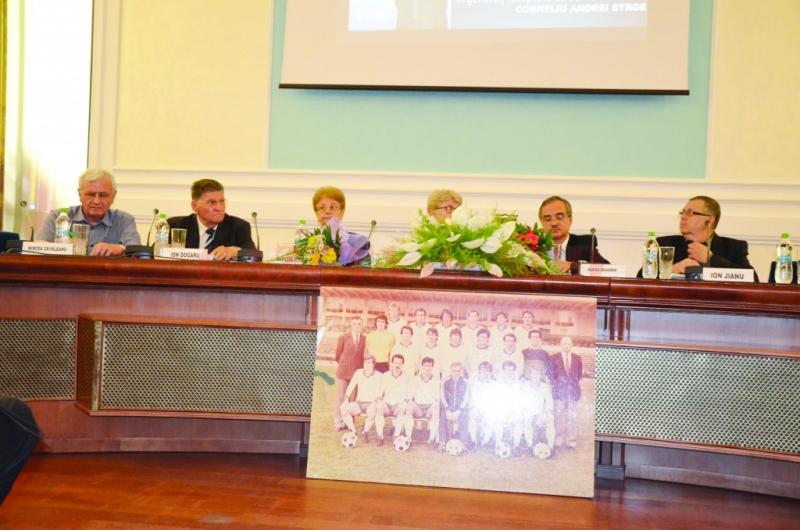 S-a lansat cartea �Corneliu Andrei Stroe, legenda unei� legende, Craiova Maxima�