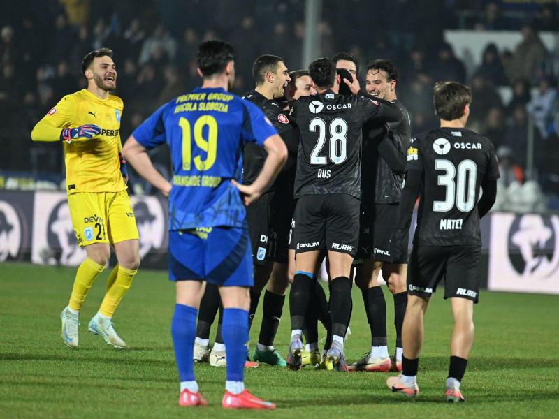 Universitatea Craiova, 3-0 în deplasare cu Unirea Slobozia pentru consolidarea primului loc în Liga 1